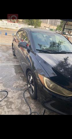 هیوندای ئەلەنترا